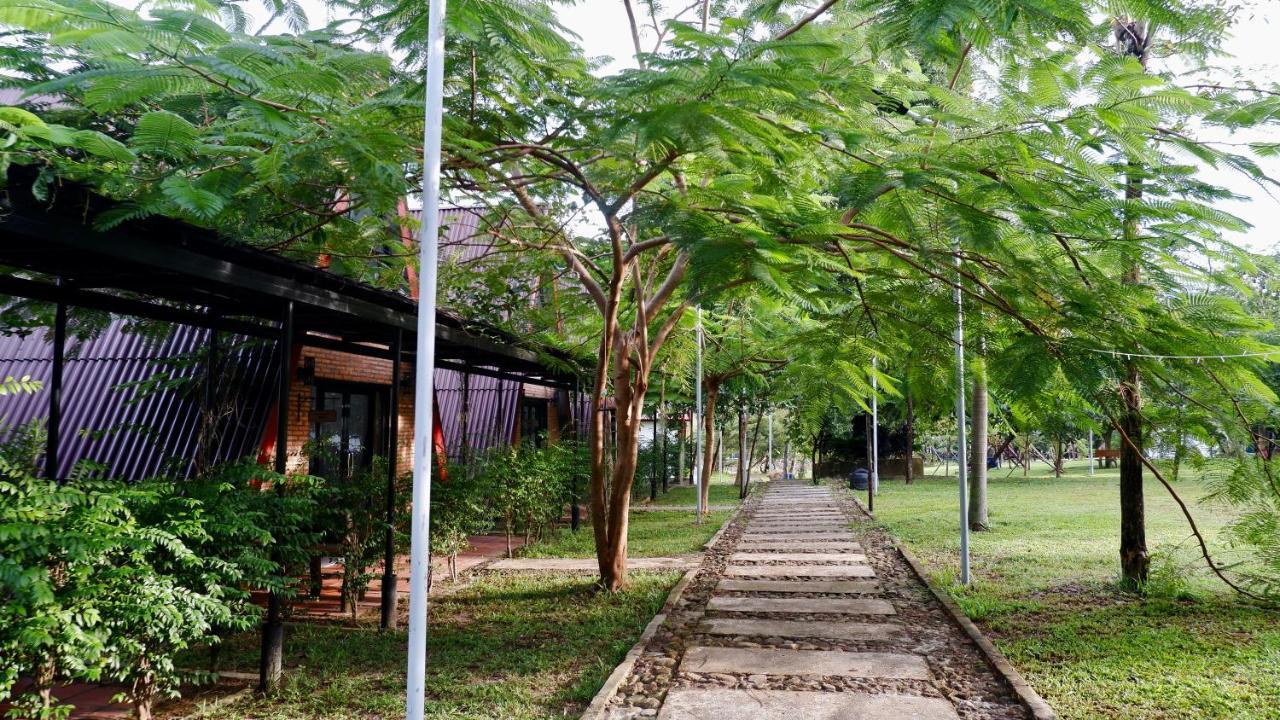 קמפוט Prek Kdat Resort מראה חיצוני תמונה